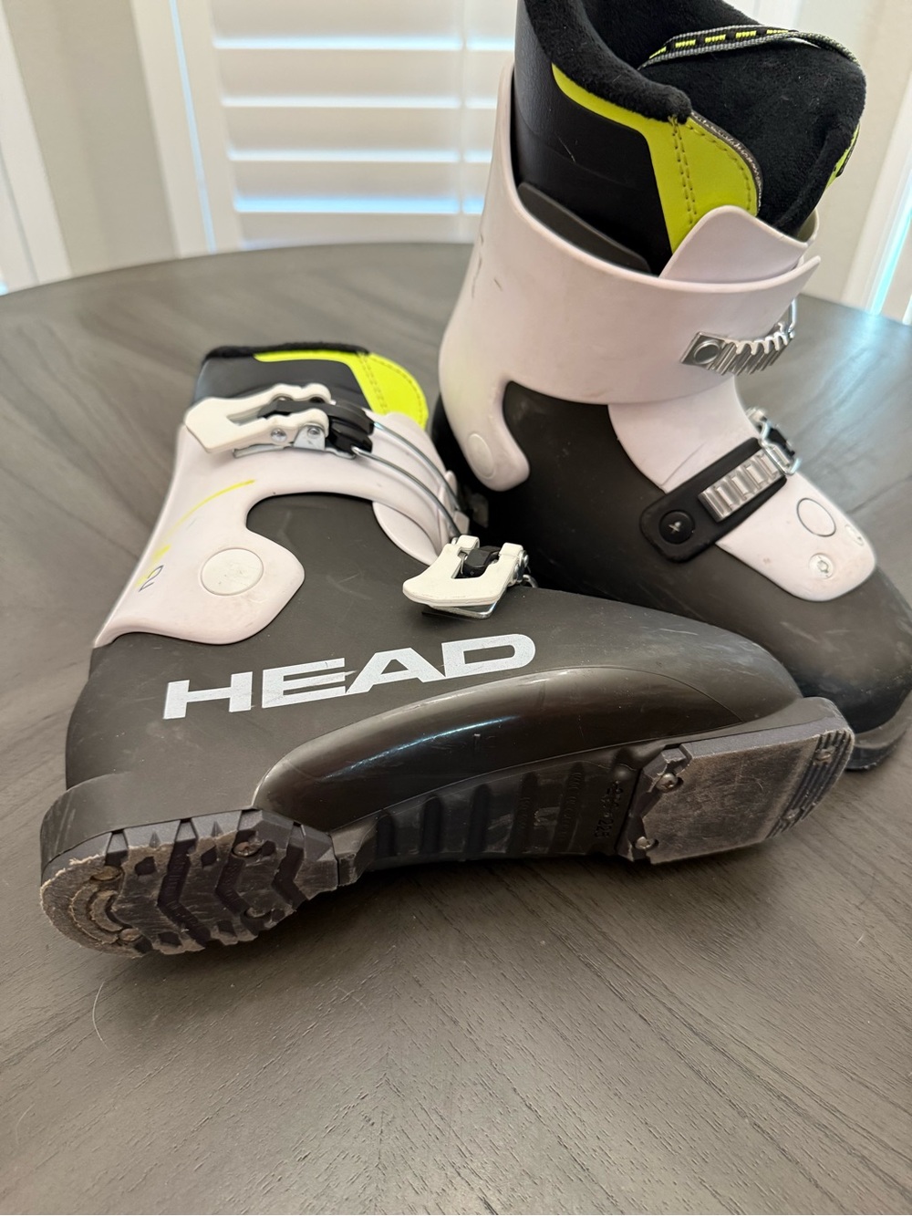 Head Z2 Junior Ski Boots – Size 22.5 (265 mm Shell)
